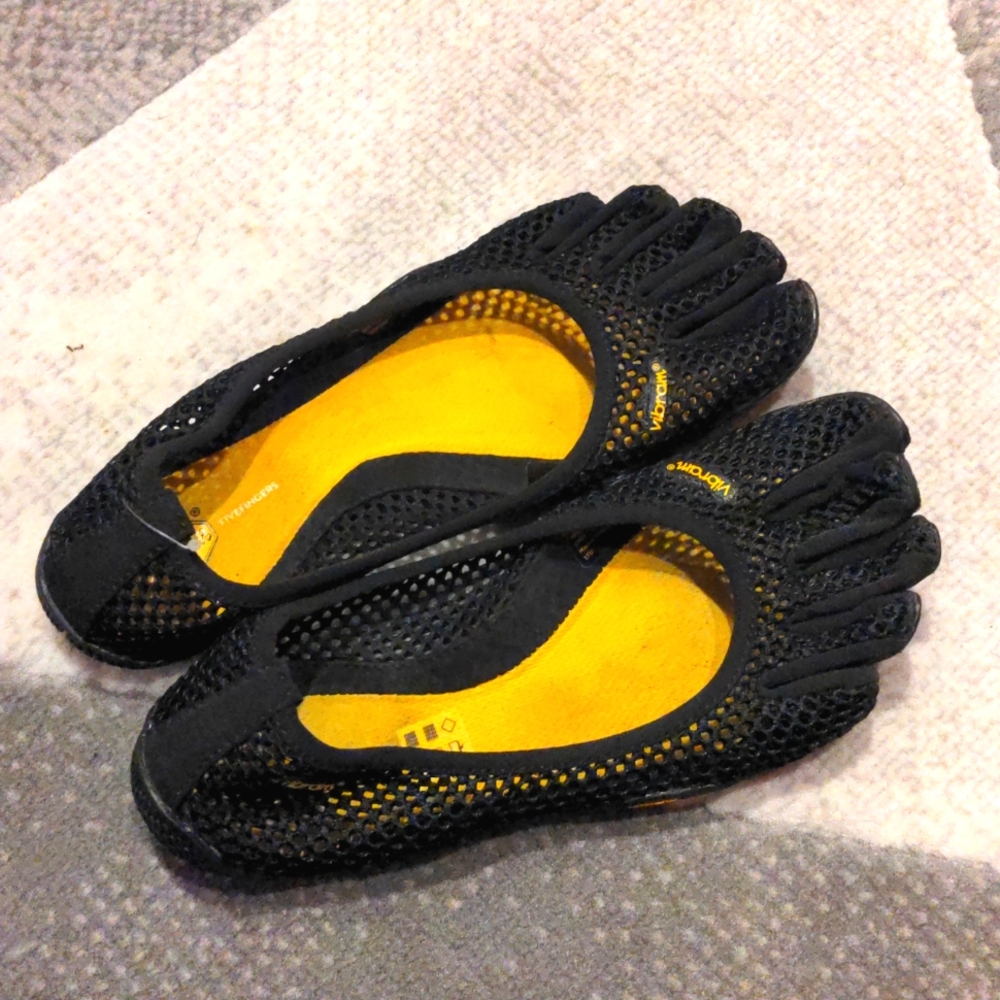 Vibram Vi-B Women's Five Fingers - Black